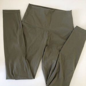 Everlane ankle legging xs olive